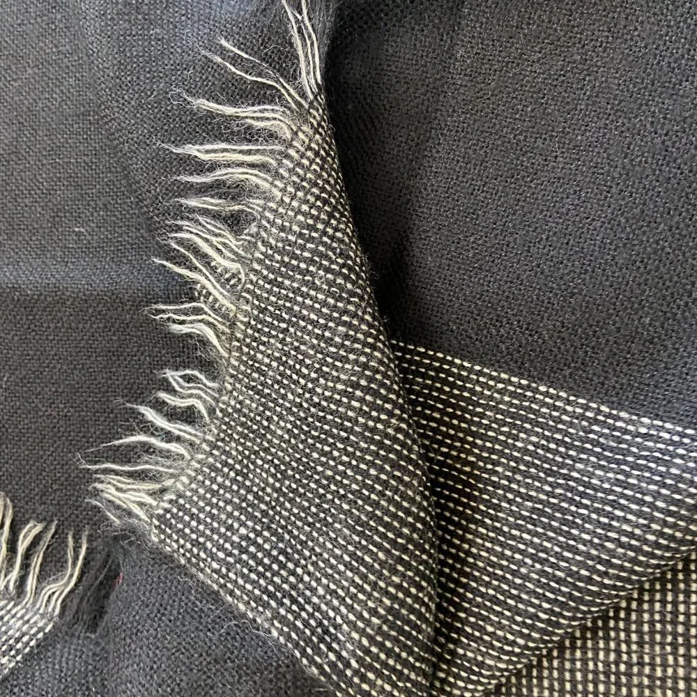 TOIMEME Scarf Shawl Wrap 100% Thin Wool Made in Japan 31